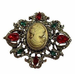 Vintage-Inspired Red & Green Cameo Statement Pendant Brooch Pin